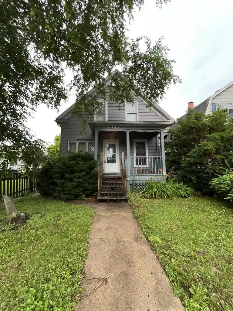 Homes for sale in Racine, WI | 1419 Flett Avenue Avenue, Racine, WI 53405 | MLS# 1969276