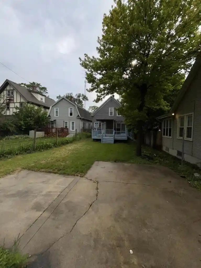 Homes for sale in Racine, WI | 1419 Flett Avenue Avenue, Racine, WI 53405 | MLS# 1969276