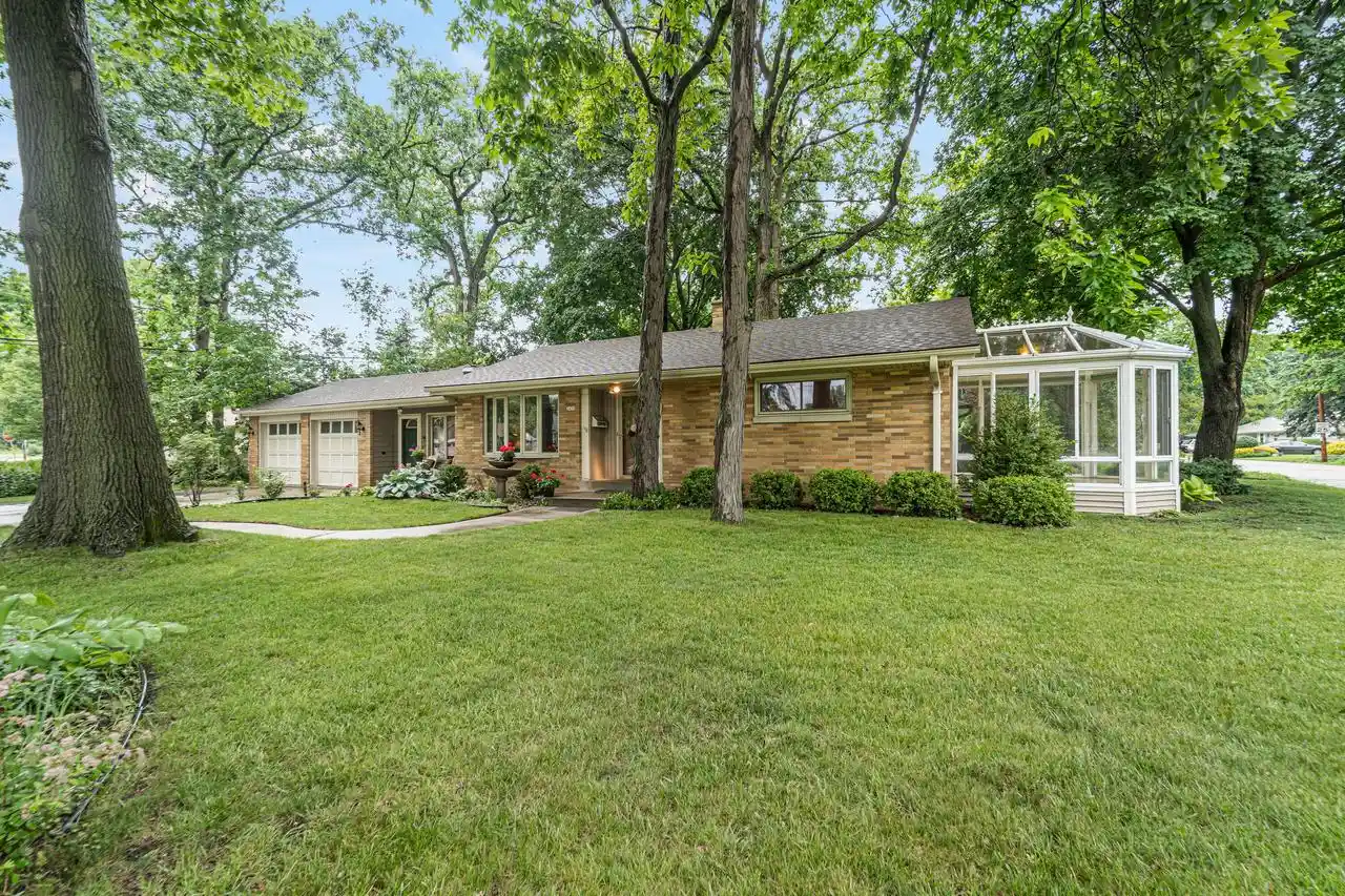 Homes for sale in Glendale, WI | 2450 W Wingate Avenue Avenue, Glendale, WI 53209 | MLS# 1969275