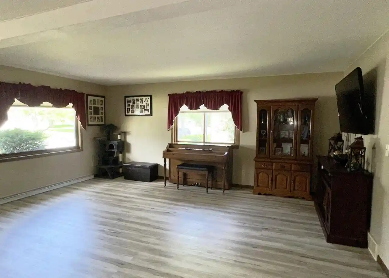 Homes for sale in Oconto Falls, WI | 262 Park Avenue Avenue, Oconto Falls, WI 54154 | MLS# 50328218