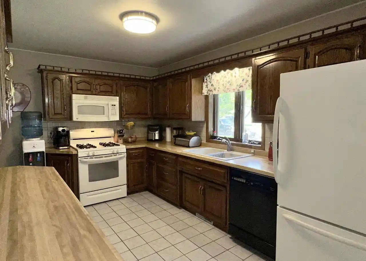 Homes for sale in Oconto Falls, WI | 262 Park Avenue Avenue, Oconto Falls, WI 54154 | MLS# 50328218