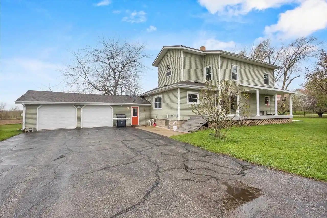 Homes for sale in Black Creek, WI | W4943 Brusewitz Road Road, Black Creek, WI 54106 | MLS# 50328225