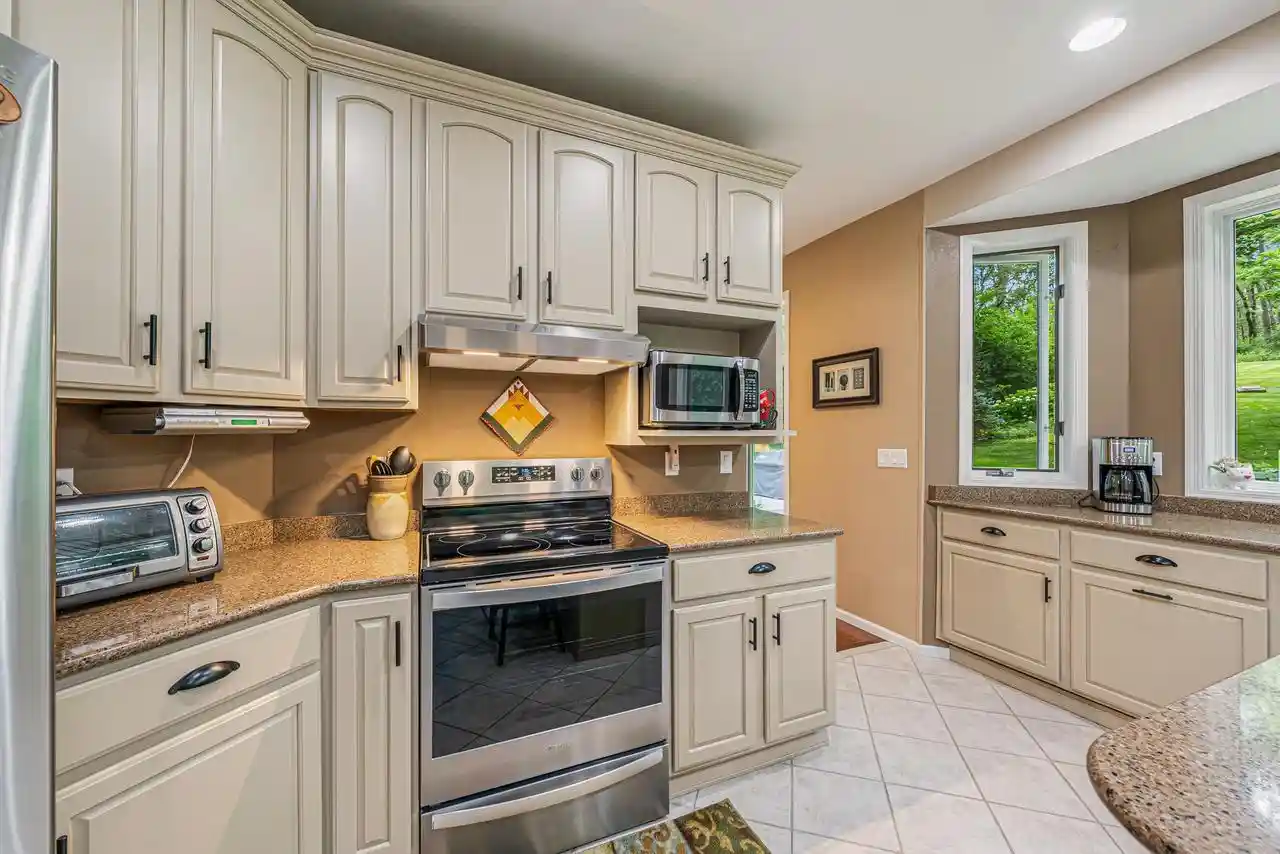 Homes for sale in Larsen, WI | 8405 Ridgeview Court Court, Larsen, WI 54947 | MLS# 50328228