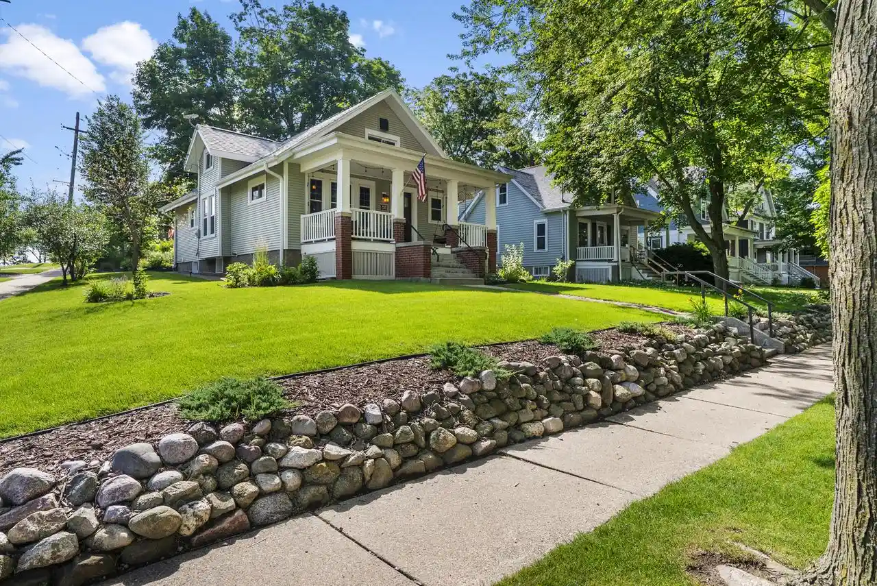 1st image of 811 Harvey Avenue Avenue, Watertown, WI 53094 | MLS# 1969298