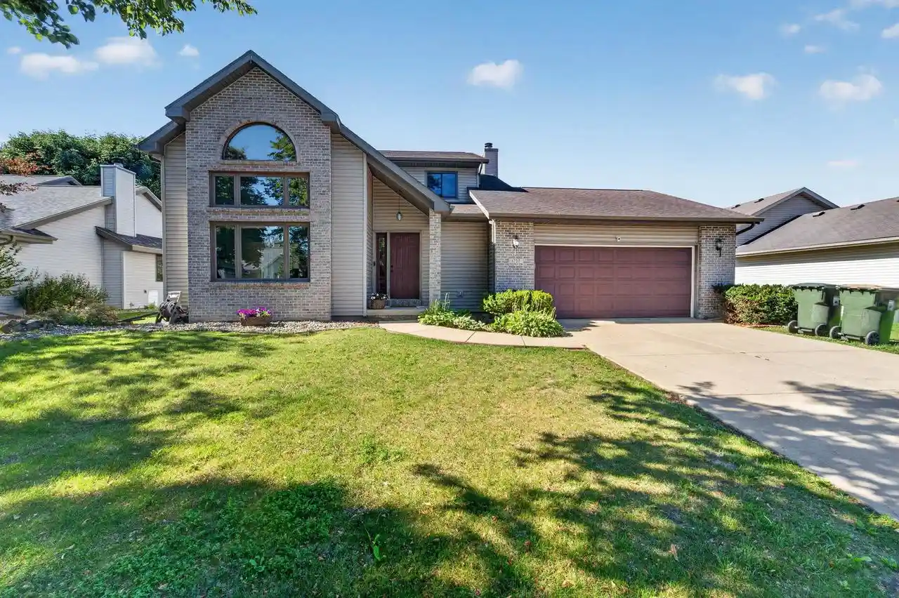 Photo 1 of Sale Pending at 1757 Colony Circle Circle, Sun Prairie, WI 53590 | MLS# 2026855 | Listing updated on 2026-09-13