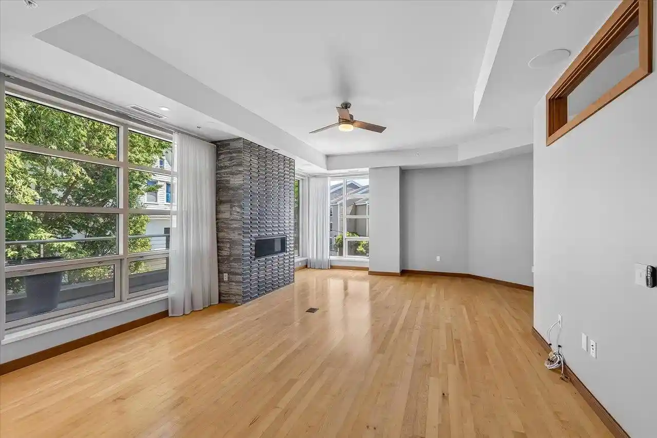 4th image of 350 S Hamilton Street Street #204, Madison, WI 53703 | MLS# 2026857