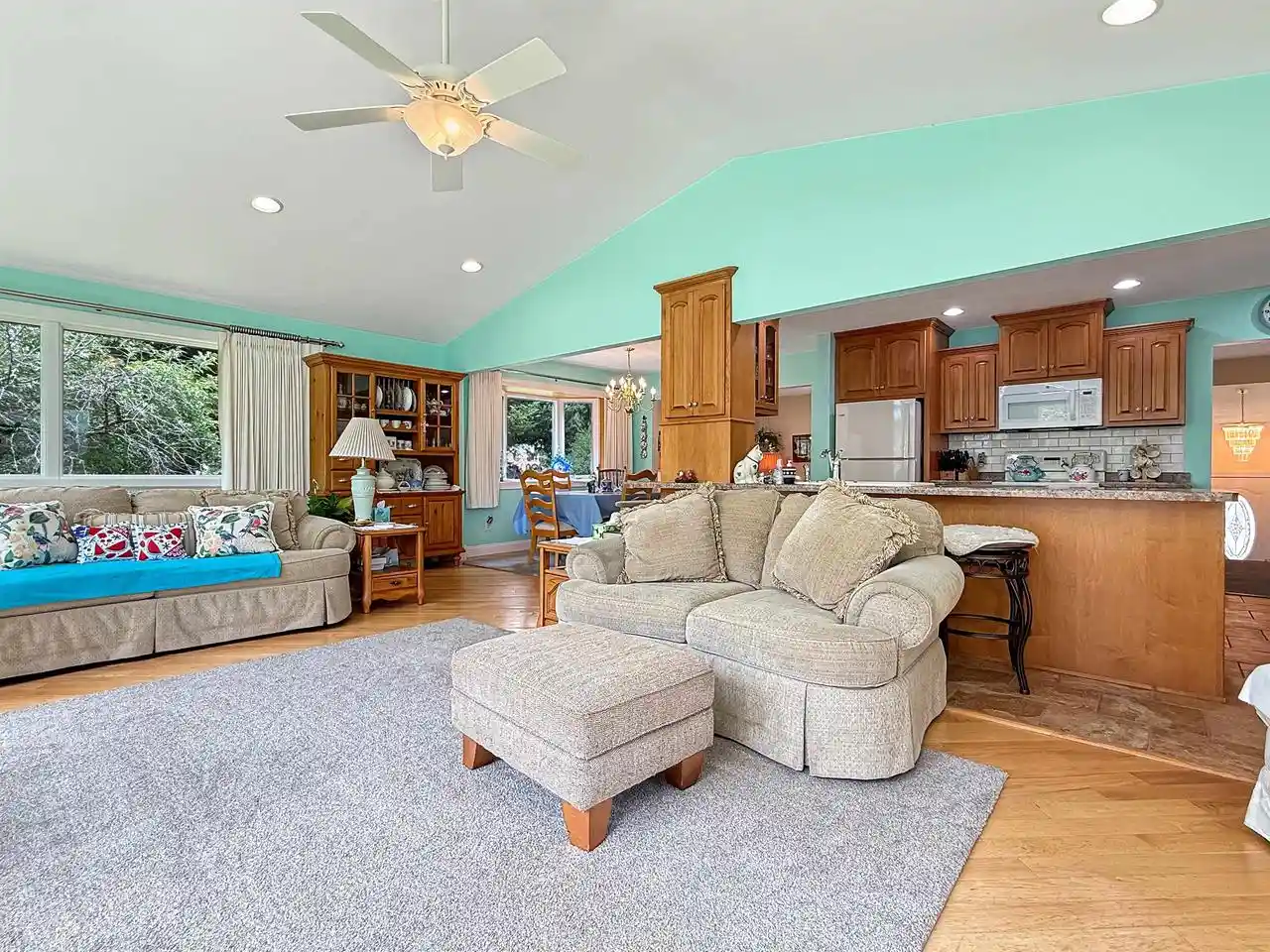 2nd image of 923 Barbara Lane Lane, Marinette, WI 54143 | MLS# 50328244