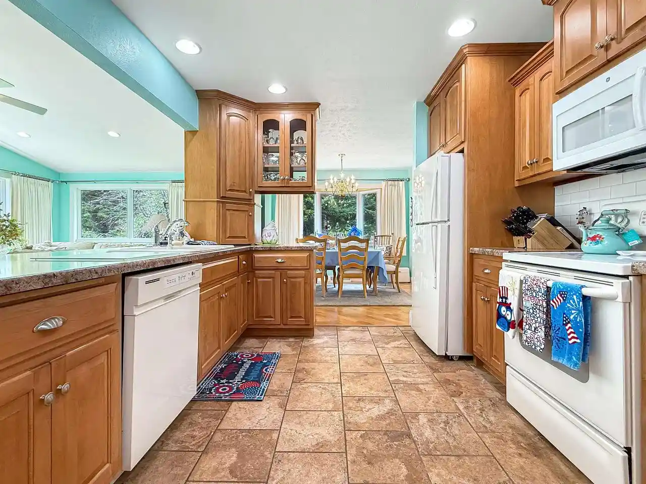 5th image of 923 Barbara Lane Lane, Marinette, WI 54143 | MLS# 50328244