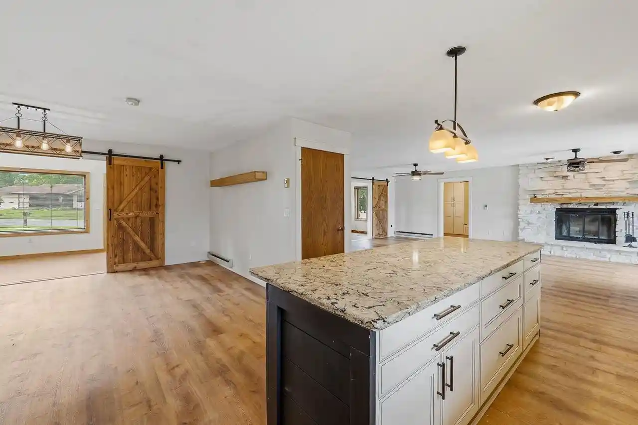 2nd image of 995 Birch Tree Lane Lane, Fond Du Lac, WI 54935 | MLS# 50328245