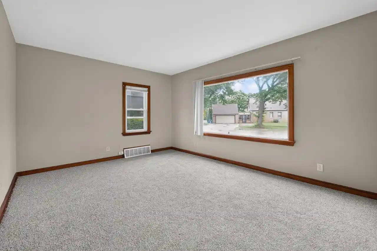 Photo 4 of Sale Pending at 4109 N 39Th Street Street, Milwaukee, WI 53216 | MLS# 1969324 | Listing updated on 2026-09-05