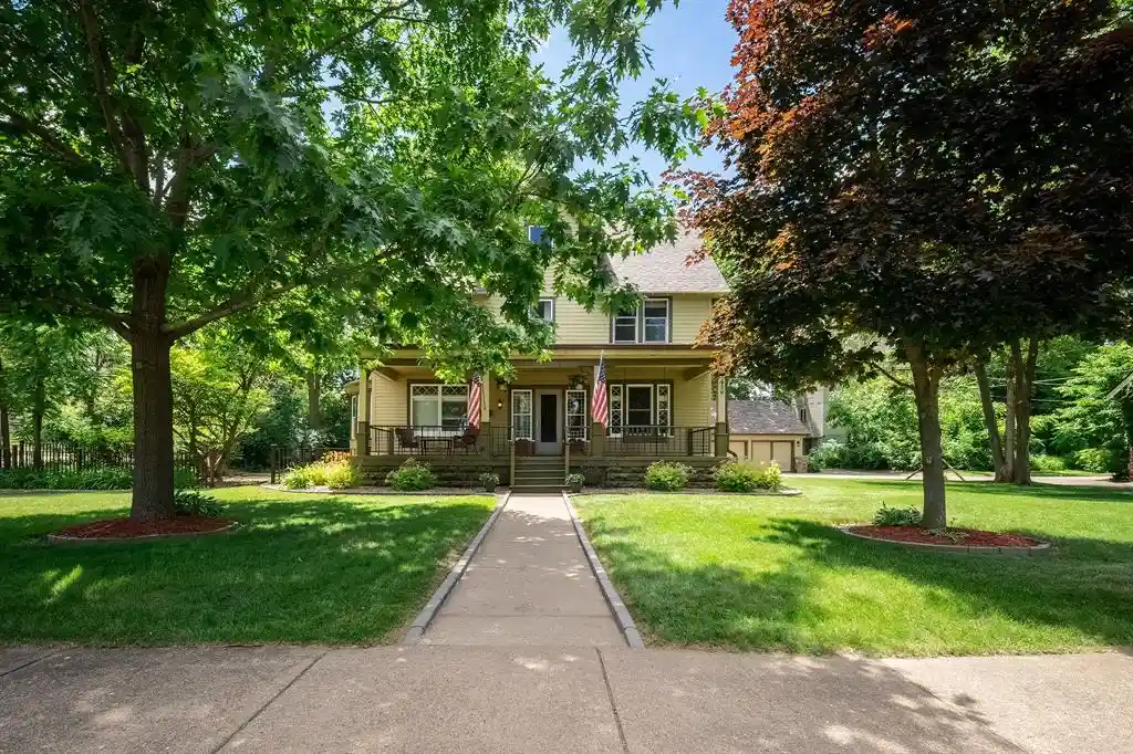1st image of 410 Superior Street Street, Chippewa Falls, WI 54729 | MLS# 1602639