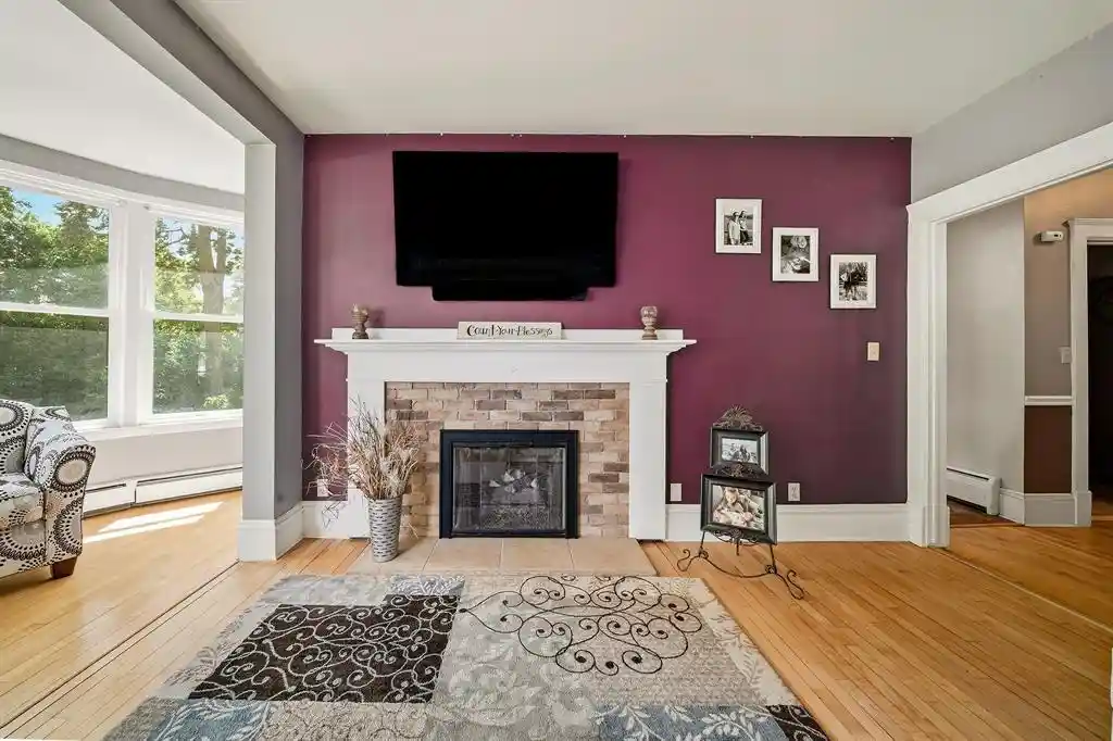 5th image of 410 Superior Street Street, Chippewa Falls, WI 54729 | MLS# 1602639