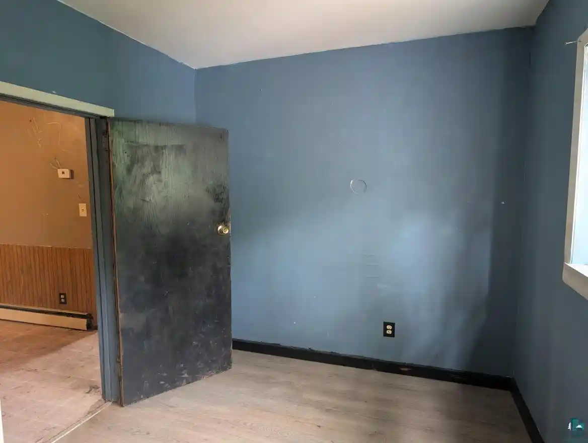 5th image of 619 Weeks Ave Ave, Superior, WI 54880 | MLS# 6126391