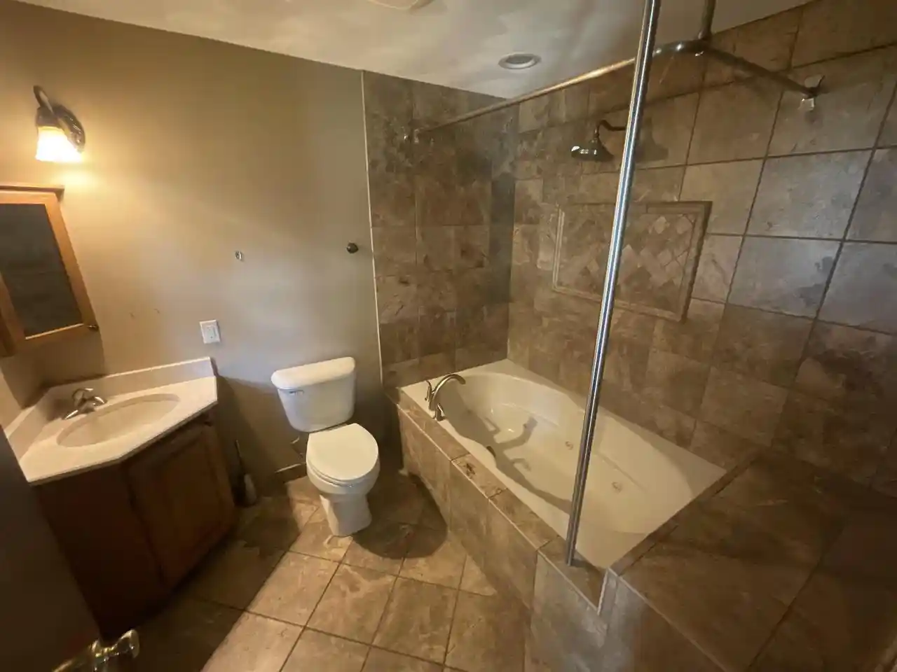 2nd image of 4409 Southwyck Dr Dr, Janesville, WI 53546 | MLS# 2026886