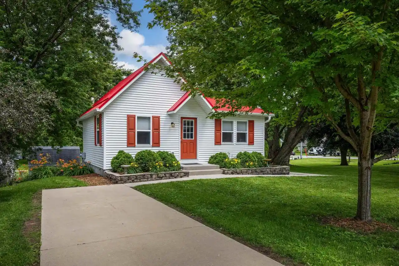 1st image of 306 Bue Street Street, Deerfield, WI 53531 | MLS# 2026888