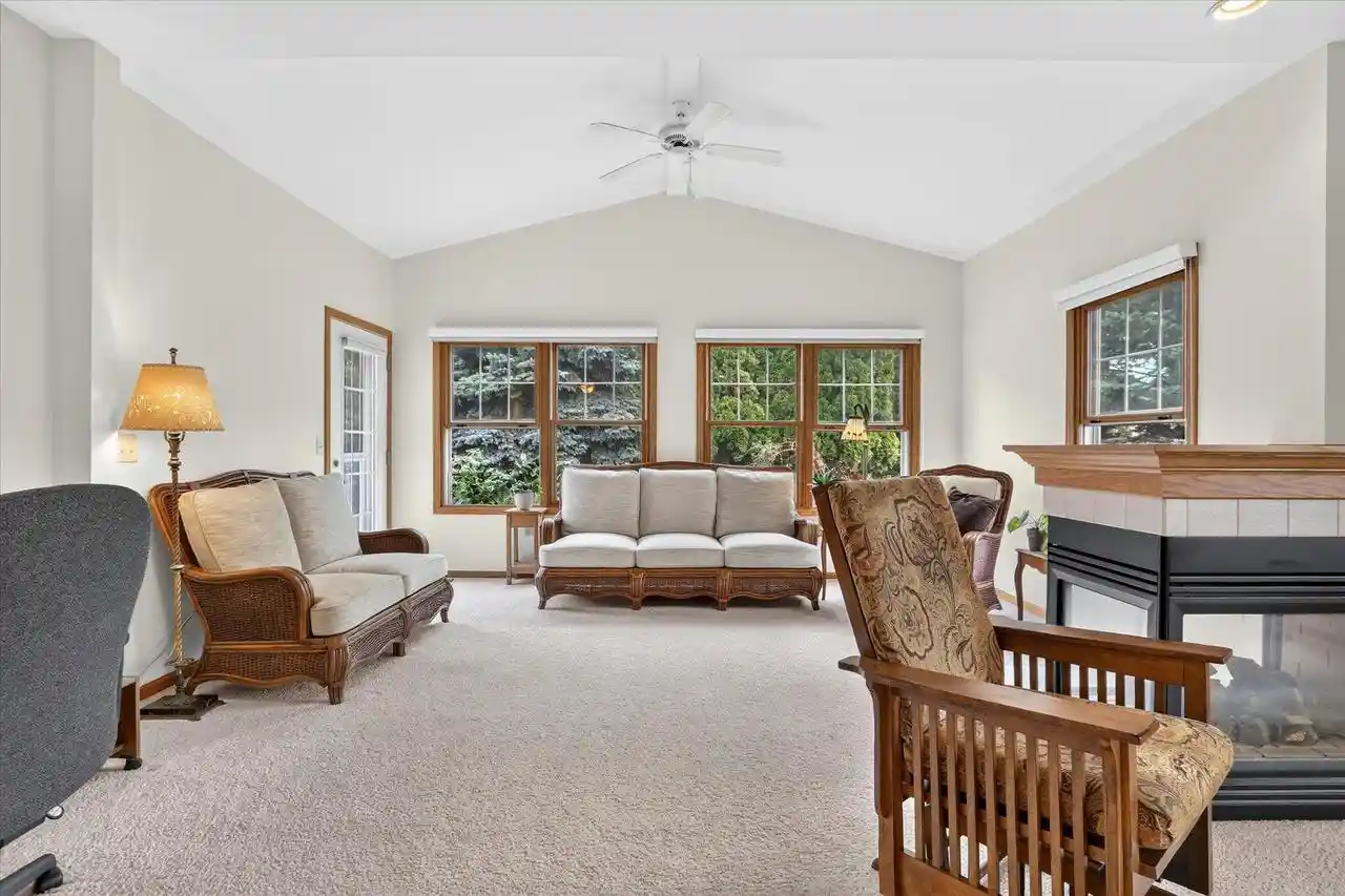 2nd image of 3835 Huntington Avenue Avenue, Janesville, WI 53546 | MLS# 2026893
