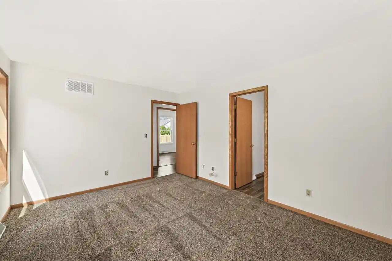 Homes for sale in Port Washington, WI | 585 Ashley Avenue Avenue, Port Washington, WI 53074 | MLS# 1969379