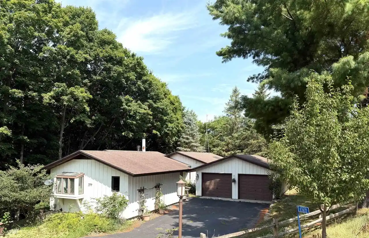 1st image of E2672 Remington Dr Dr, La Valle, WI 53941 | MLS# 2026895
