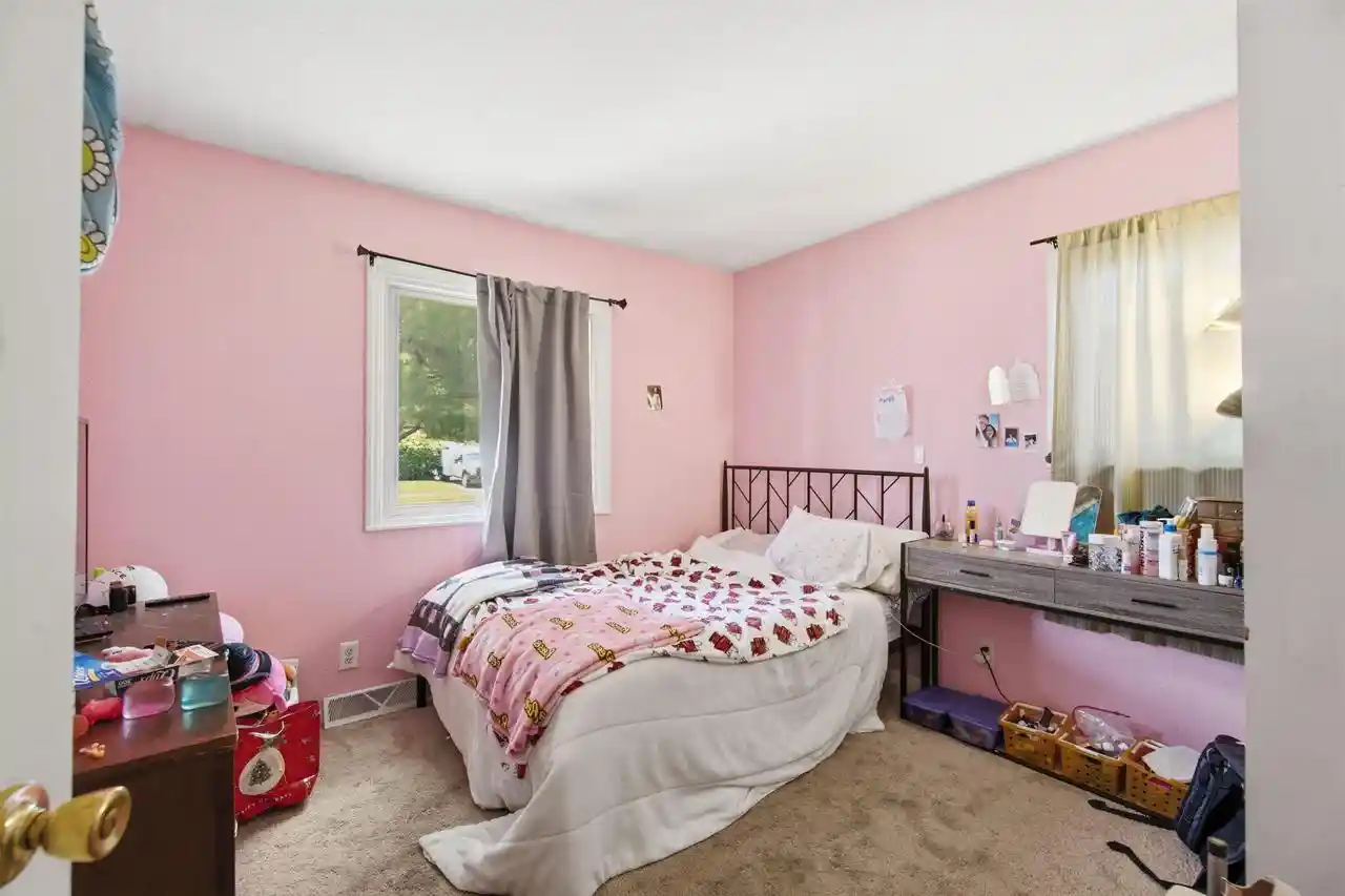2nd image of 1418 87th Street Street, Kenosha, WI 53143 | MLS# 1969385