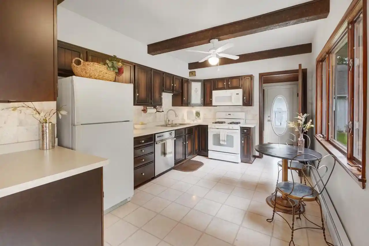 4th image of 156 Felix Street Street, Wales, WI 53183 | MLS# 1969386