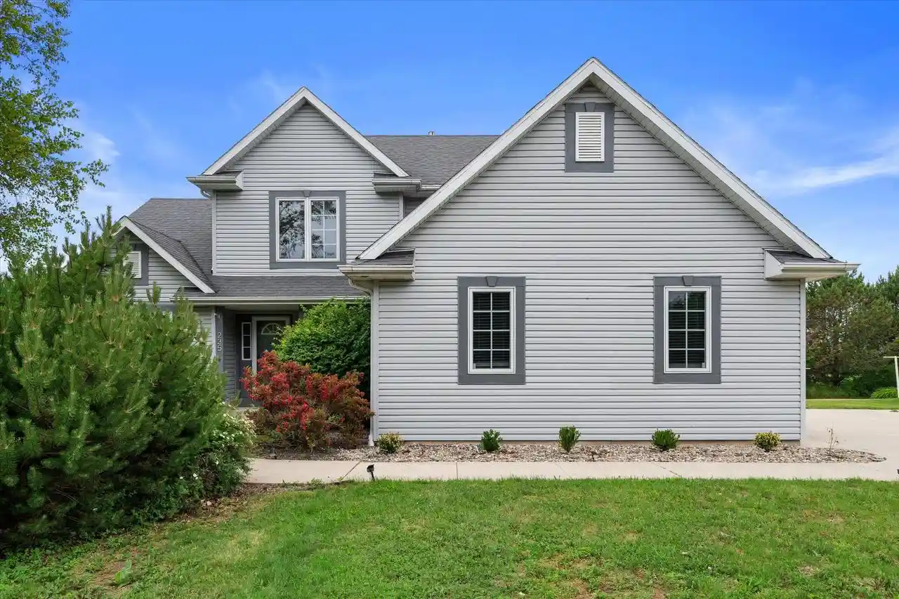 Homes for sale in Belgium, WI | 235 W Redding Circle Circle, Belgium, WI 53004 | MLS# 1969393