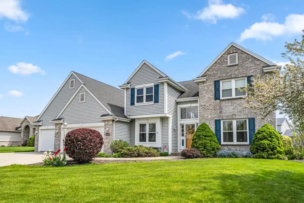 1st image of 1047 27th Court Court, Kenosha, WI 53140 | MLS# 1969406