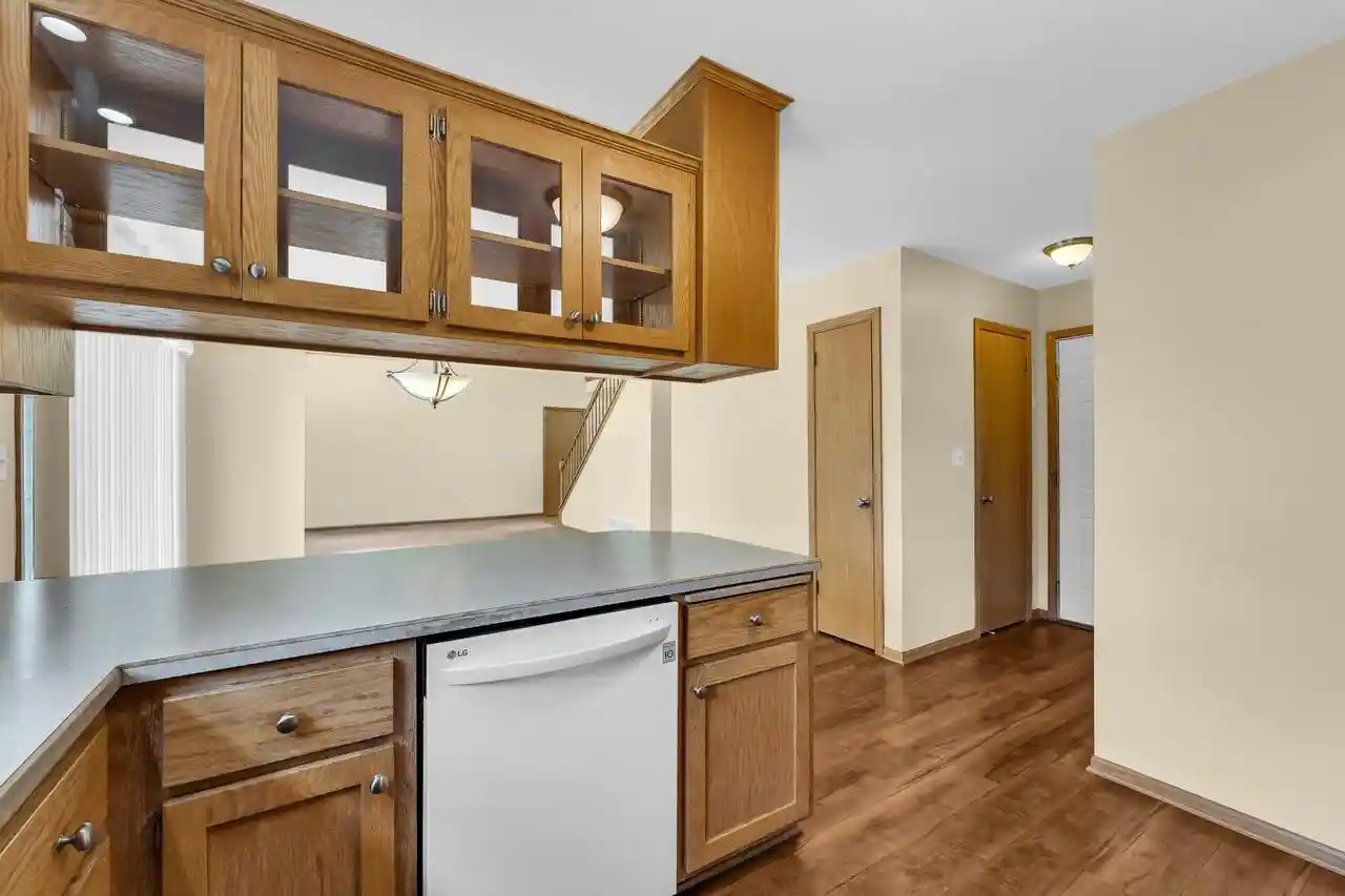 2nd image of 1047 27th Court Court, Kenosha, WI 53140 | MLS# 1969406