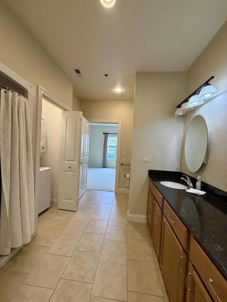 3rd image of 832 N 6th St St, Sheboygan, WI 53081
