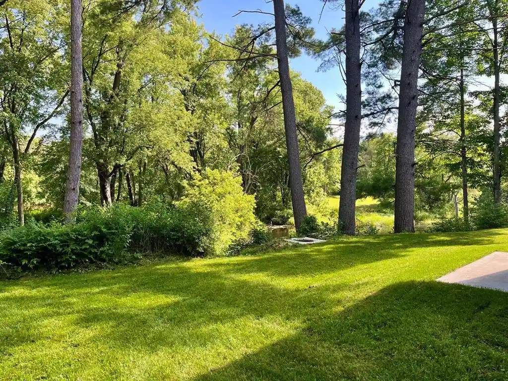 Homes for sale in Augusta, WI | E23160 Gravel Pit Private Dr Dr Dr, Augusta, WI 54722 | MLS# 1602707
