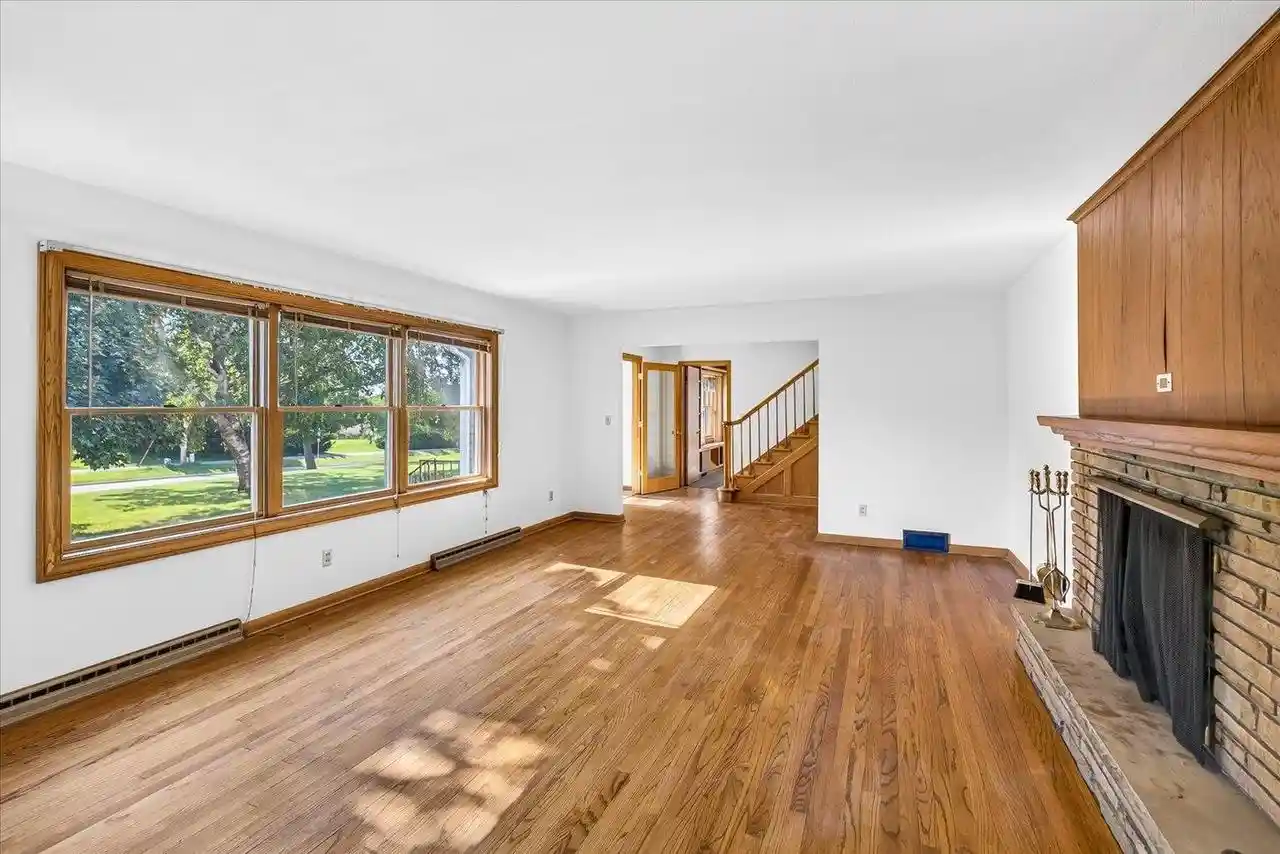 Photo 3 of Single family home for sale at 818 River Road Road, Deforest, WI 53532 | MLS# 2026910 | Listing updated on 2026-09-17