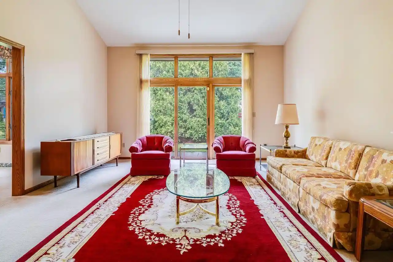 2nd image of 645 Willowick Ct Ct, Brookfield, WI 53045
