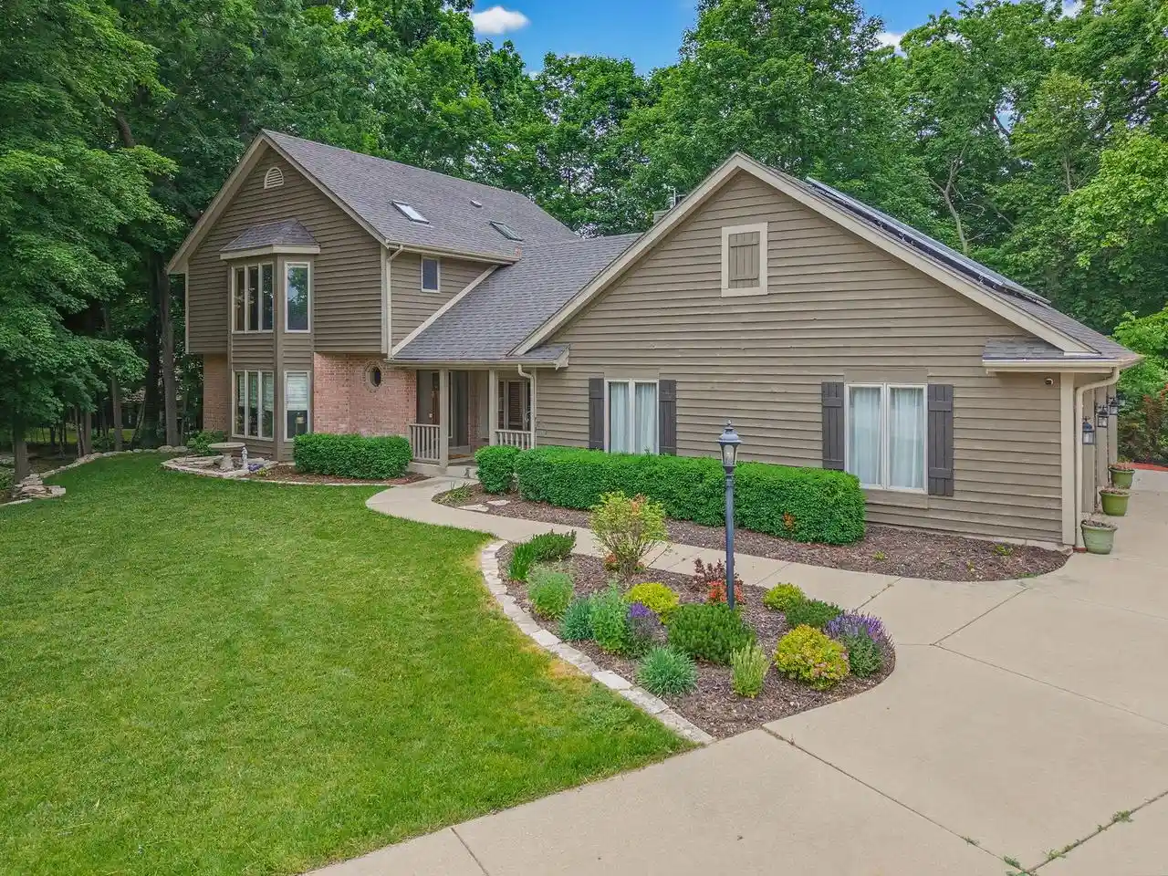 Homes for sale in Greenfield, WI | 3532 S 121st Court Court, Greenfield, WI 53228 | MLS# 1969422