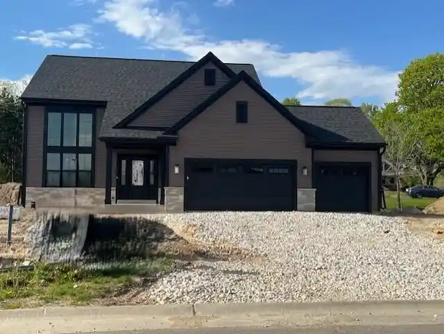 1st image of W251n2459 Valleyview Circle Circle, Pewaukee, WI 53072 | MLS# 1969426