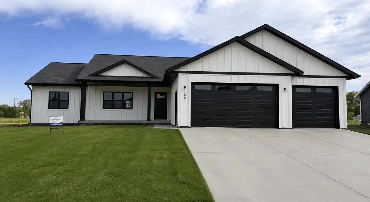 1st image of 1361 Annapolis Dr Dr, Holmen, WI 54636 | MLS# 1969428