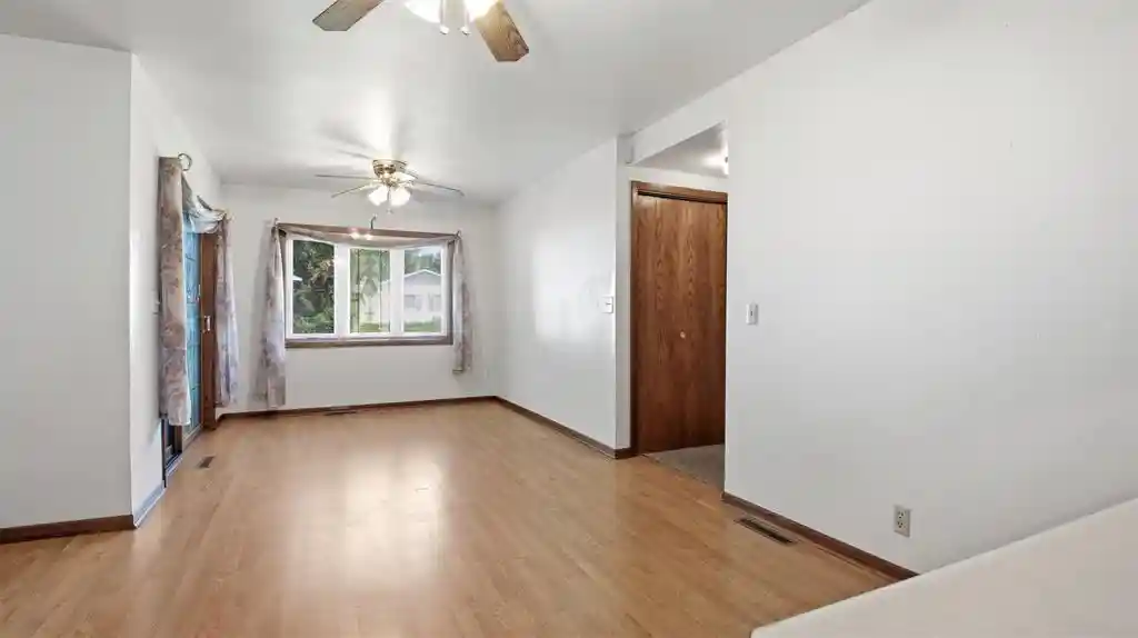 3rd image of 1544 Howard Avenue Avenue, Eau Claire, WI 54703 | MLS# 1602388