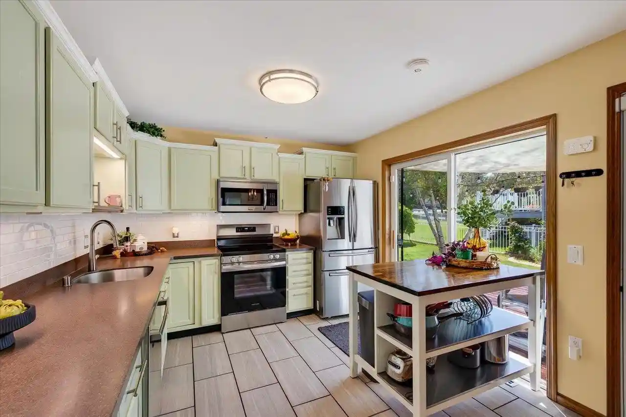 4th image of 2801 Tucson Trail Trail, Madison, WI 53719 | MLS# 2026923