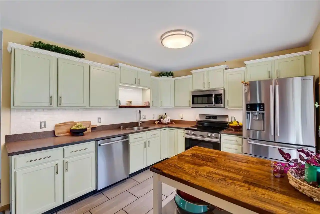 5th image of 2801 Tucson Trail Trail, Madison, WI 53719 | MLS# 2026923