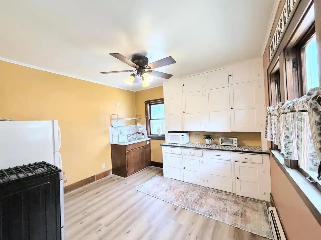 15th image of 1554 Plummer Street Street, Oshkosh, WI 54902 | MLS# 50328252