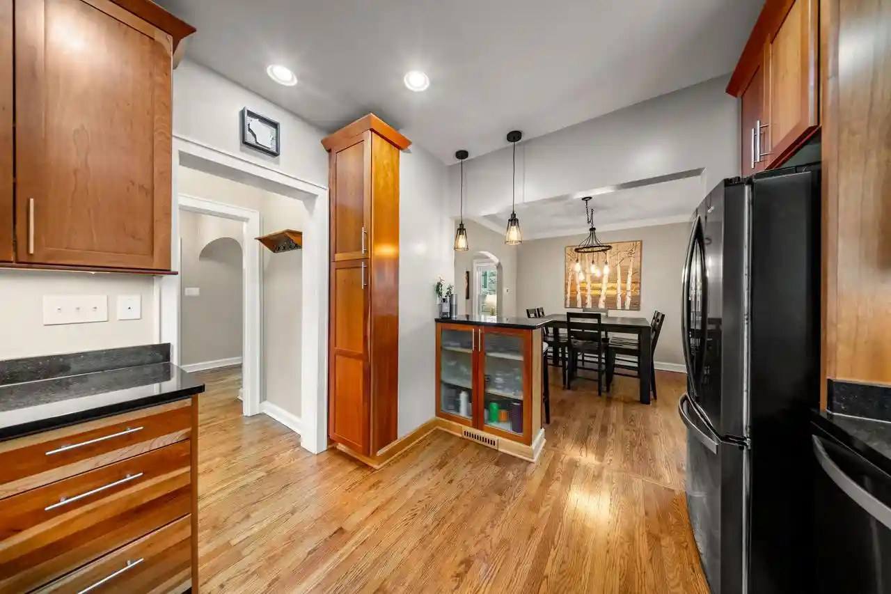 Homes for sale in Whitefish Bay, WI | 5574 N Kent Avenue Avenue, Whitefish Bay, WI 53217 | MLS# 1969465