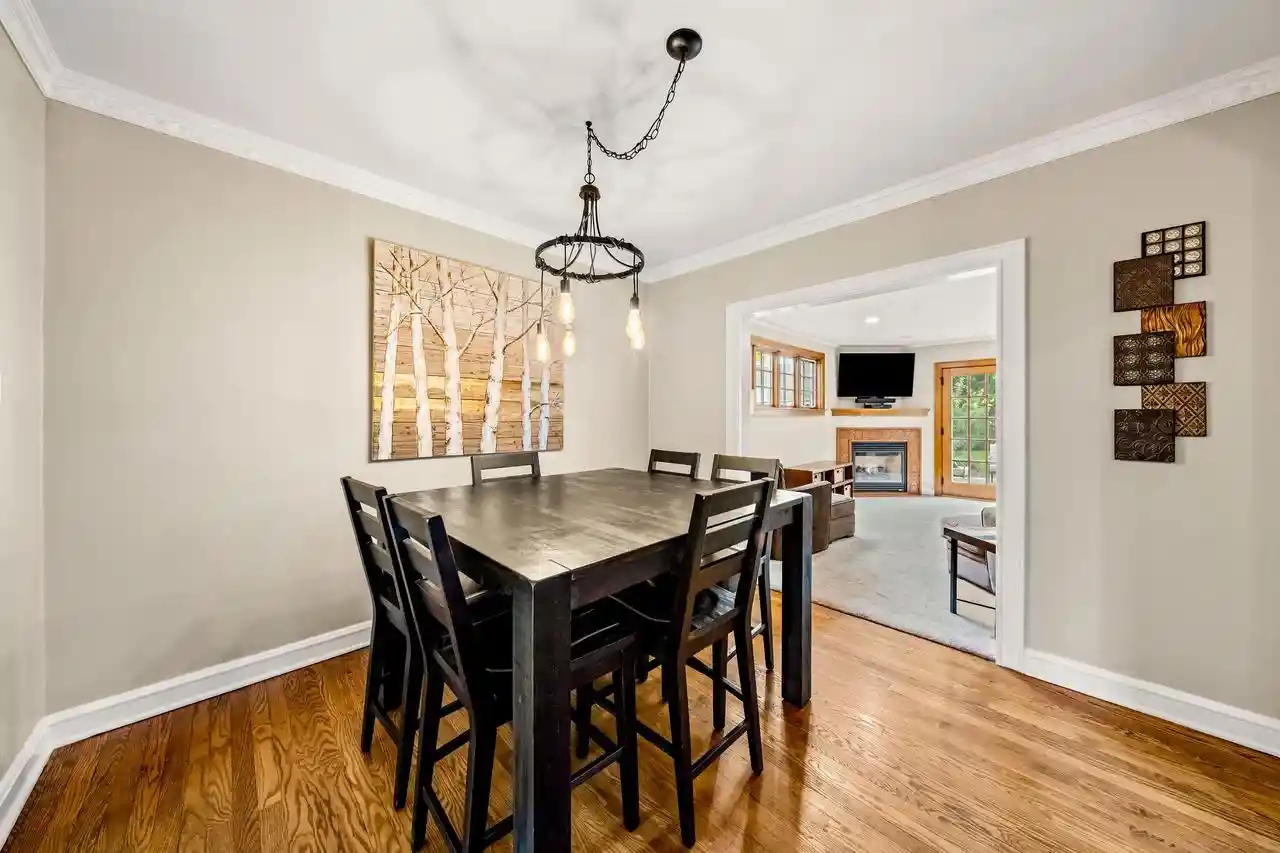 Homes for sale in Whitefish Bay, WI | 5574 N Kent Avenue Avenue, Whitefish Bay, WI 53217 | MLS# 1969465