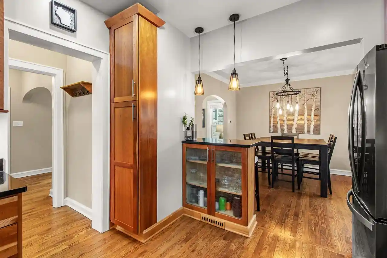 Homes for sale in Whitefish Bay, WI | 5574 N Kent Avenue Avenue, Whitefish Bay, WI 53217 | MLS# 1969465