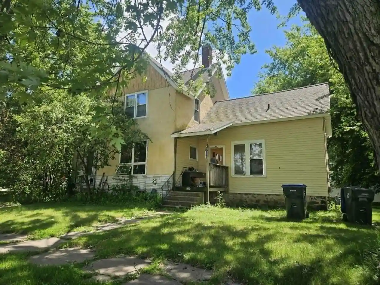 Homes for sale in Marshfield, WI | 114 E 9th Street Street, Marshfield, WI 54449 | MLS# 22602974
