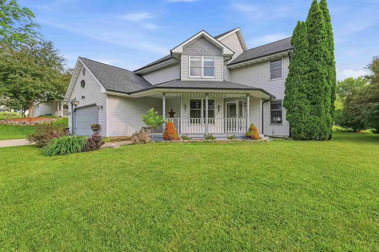 Homes for sale in Beaver Dam, WI | 212 Webster Street Street, Beaver Dam, WI 53916 | MLS# 2026941