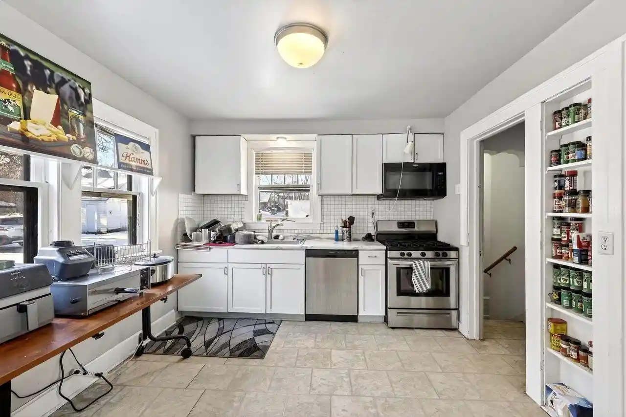 2nd image of 308 S Brooks Street Street, Madison, WI 53715 | MLS# 2026949