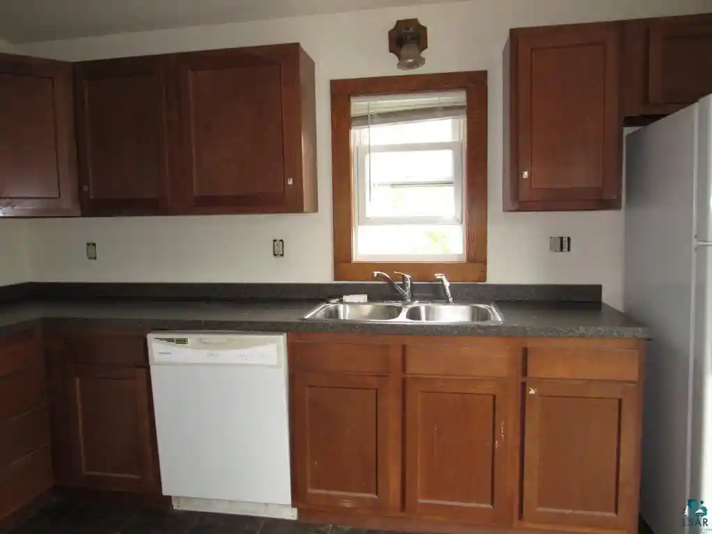 4th image of 1022 Grand Ave Ave, Superior, WI 54880 | MLS# 6126415