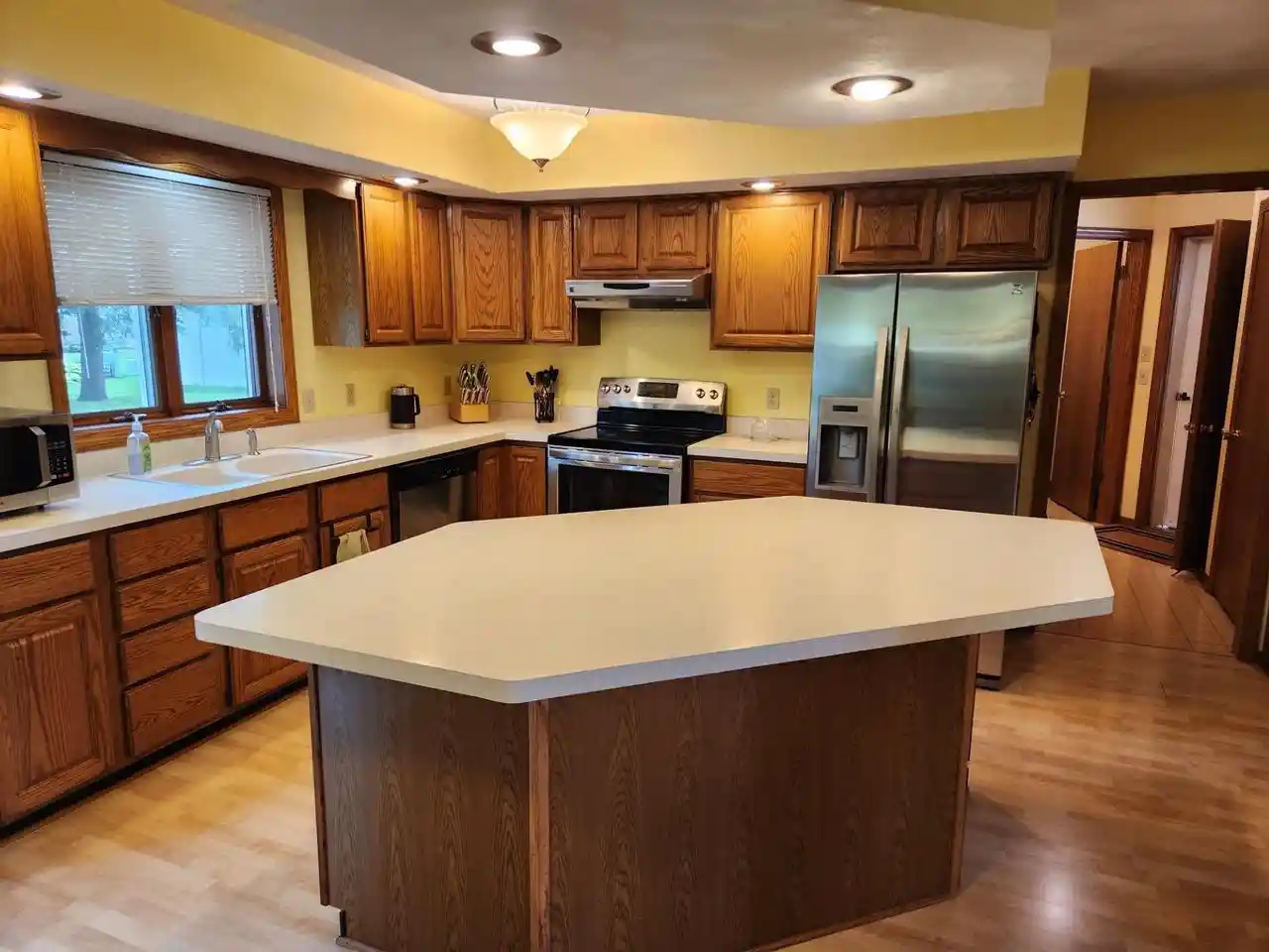 2nd image of 1021 Burnwyck Dr Dr, Janesville, WI 53546 | MLS# 2026951