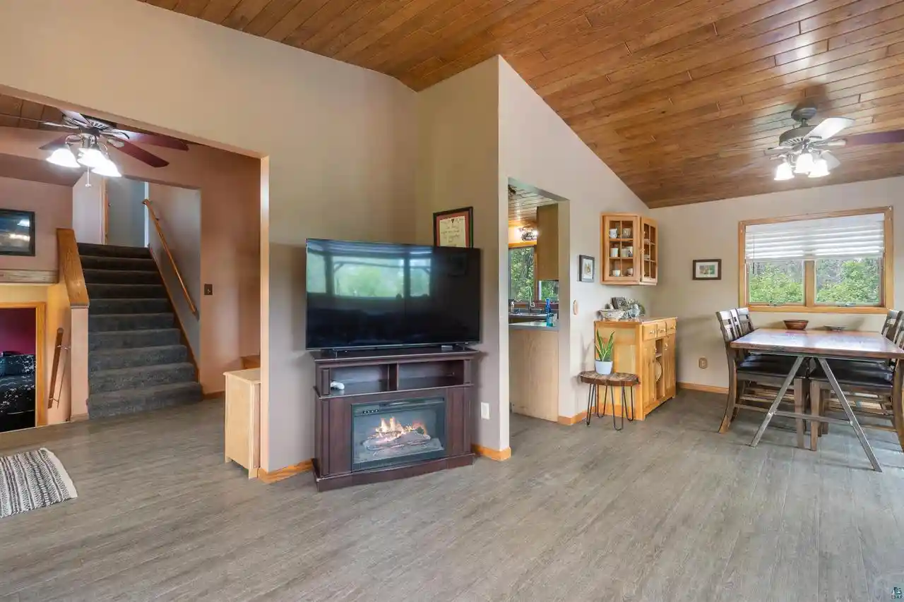 3rd image of 6381 S Allen Rd Rd, Foxboro, WI 54836 | MLS# 6126416