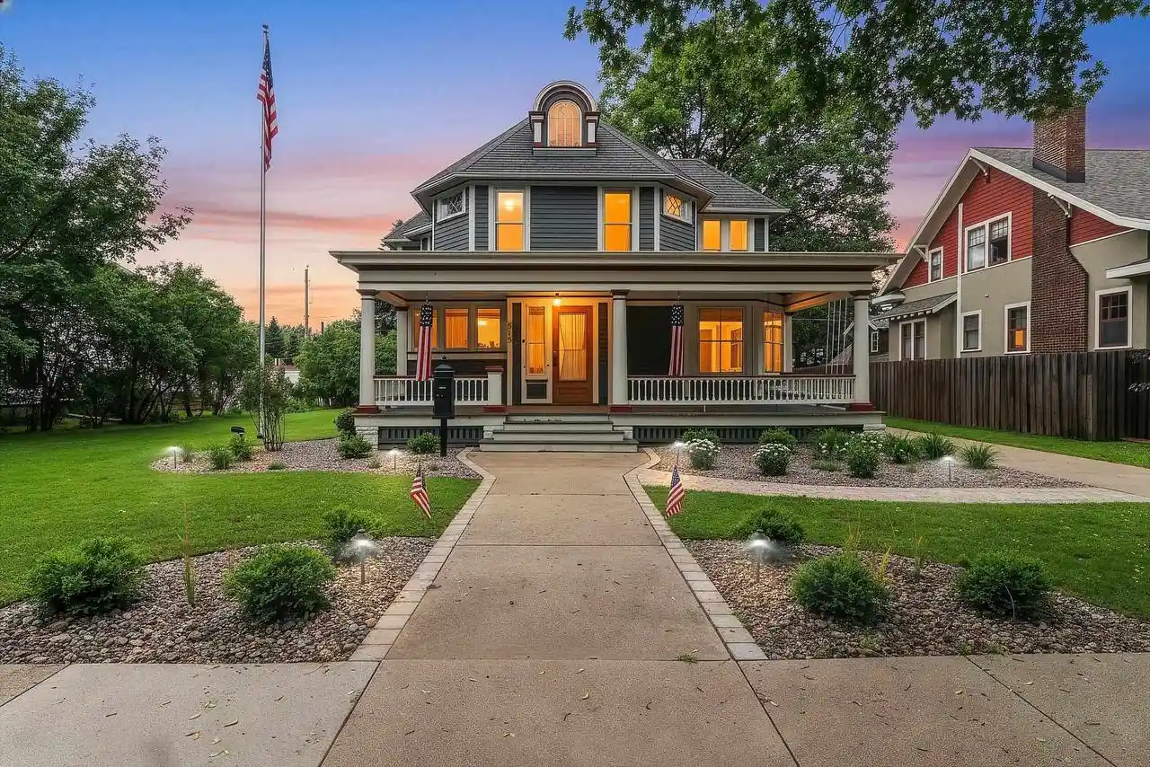 1st image of 515 N Broadway Street Street, De Pere, WI 54115 | MLS# 50328270