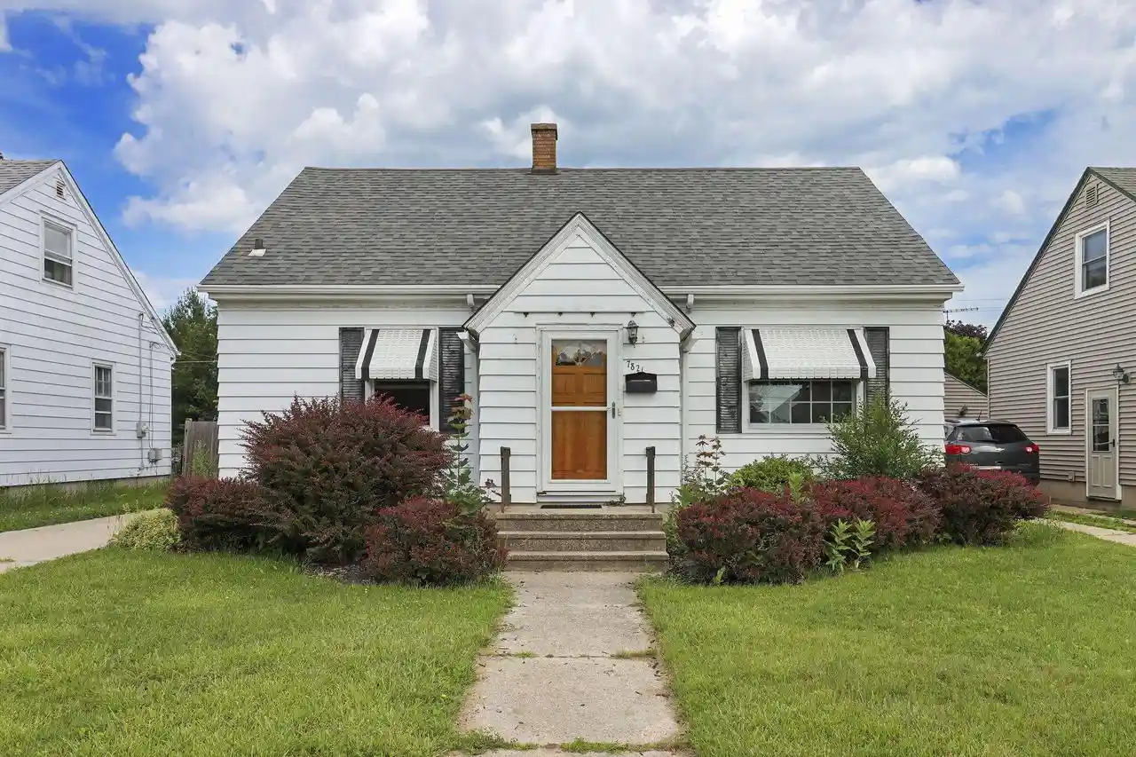 Photo 1 of Single family home for sale at 7821 22nd Avenue Avenue, Kenosha, WI 53143 | MLS# 1969497 | Listing updated on 2026-08-24