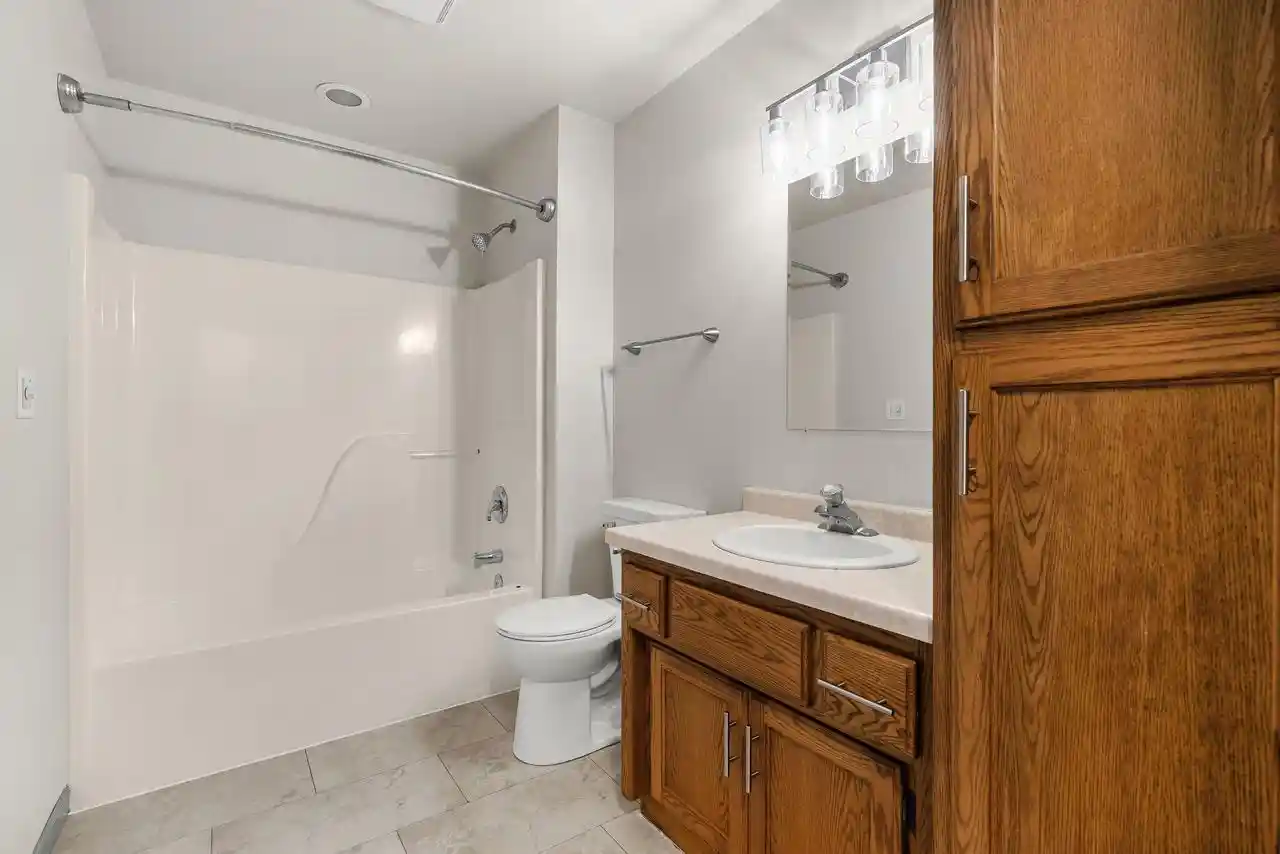 5th image of 2009 S 10Th Street Street, Manitowoc, WI 54220 | MLS# 50328268